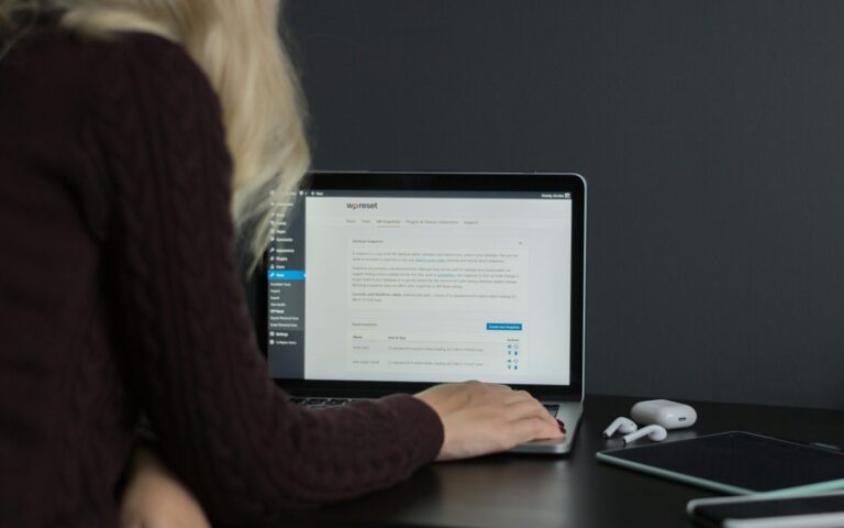 Read more about the article The Ultimate Guide to Starting Your WordPress Online Store